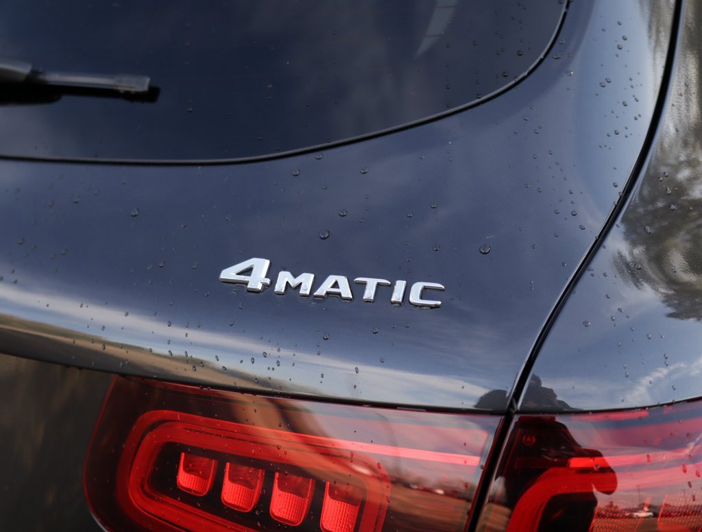 Used 2021 Mercedes-Benz GLC 300 GLC 300 image 38