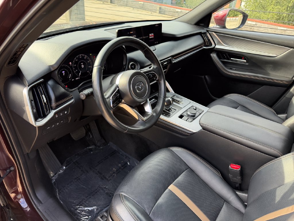 Used 2024 MAZDA CX-90 Plug-In Hybrid w/ Premium Plus AWD/4WD image 8
