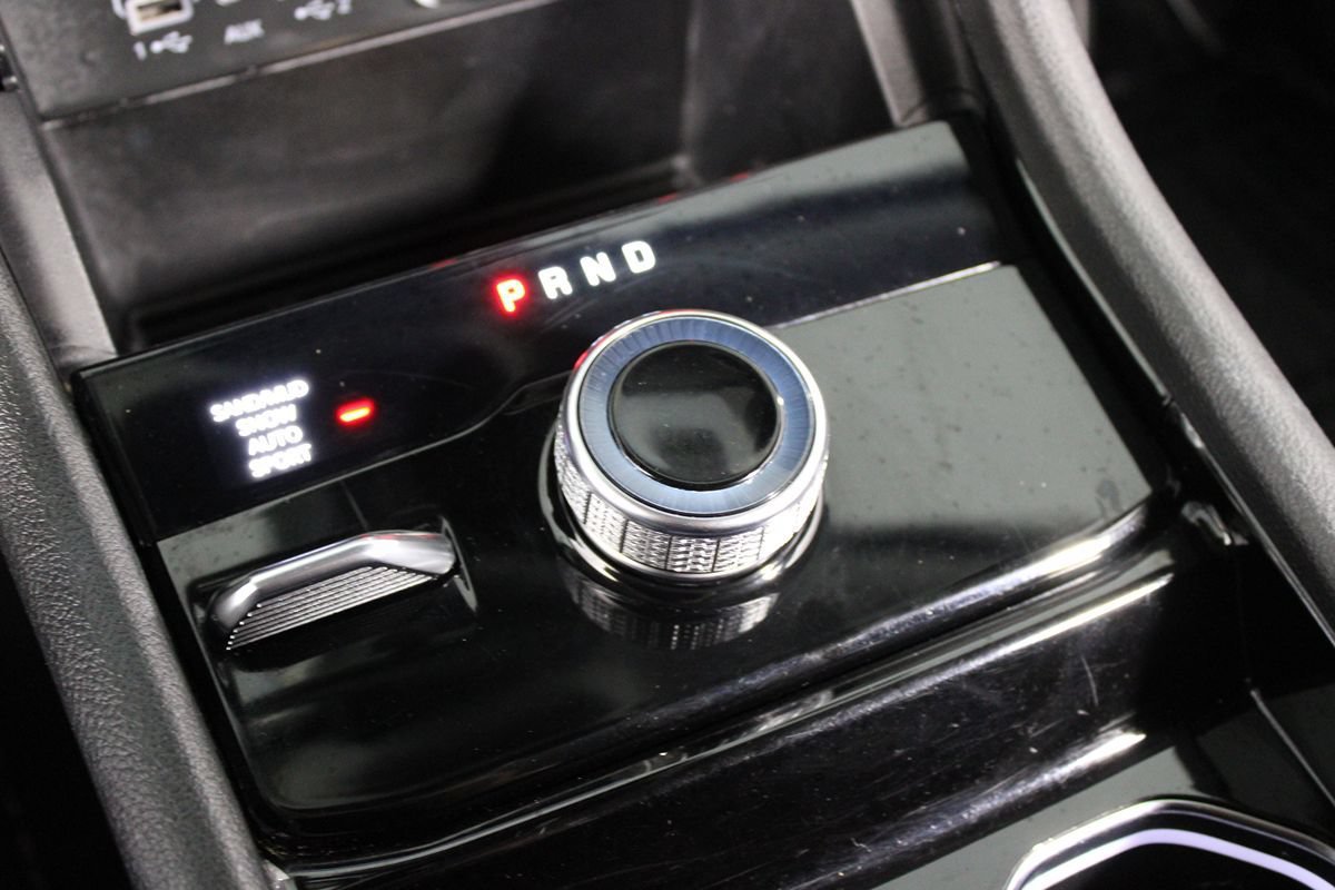 Used 2023 Jeep Grand Cherokee Limited AWD/4WD image 18