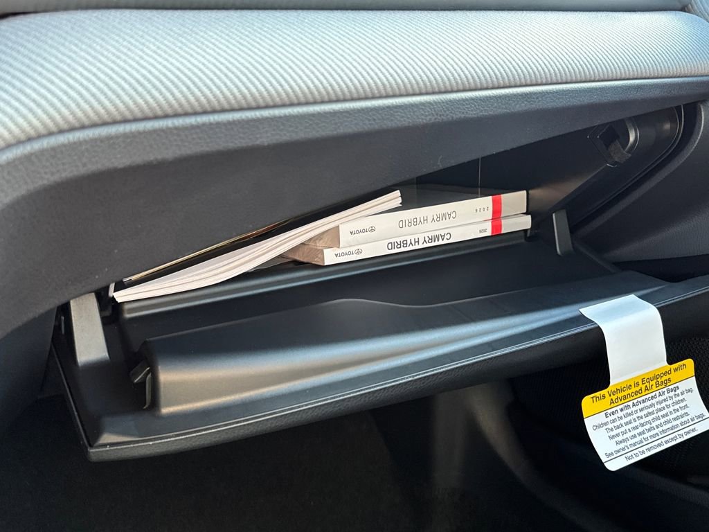 New 2026 Toyota Camry SE image 28