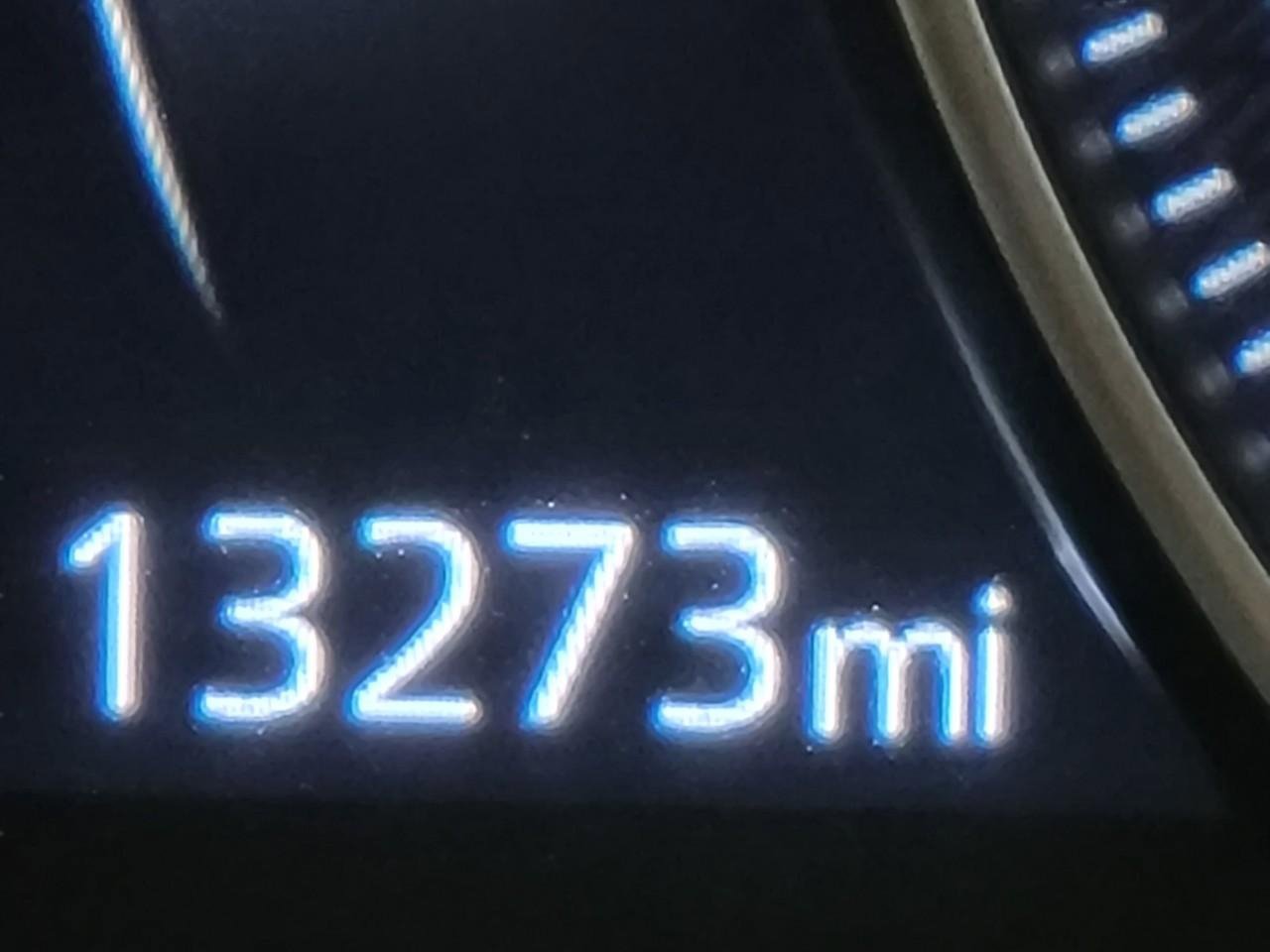 Used 2025 MAZDA CX-50 AWD 2.5 Hybrid w/ Premium Pkg image 2