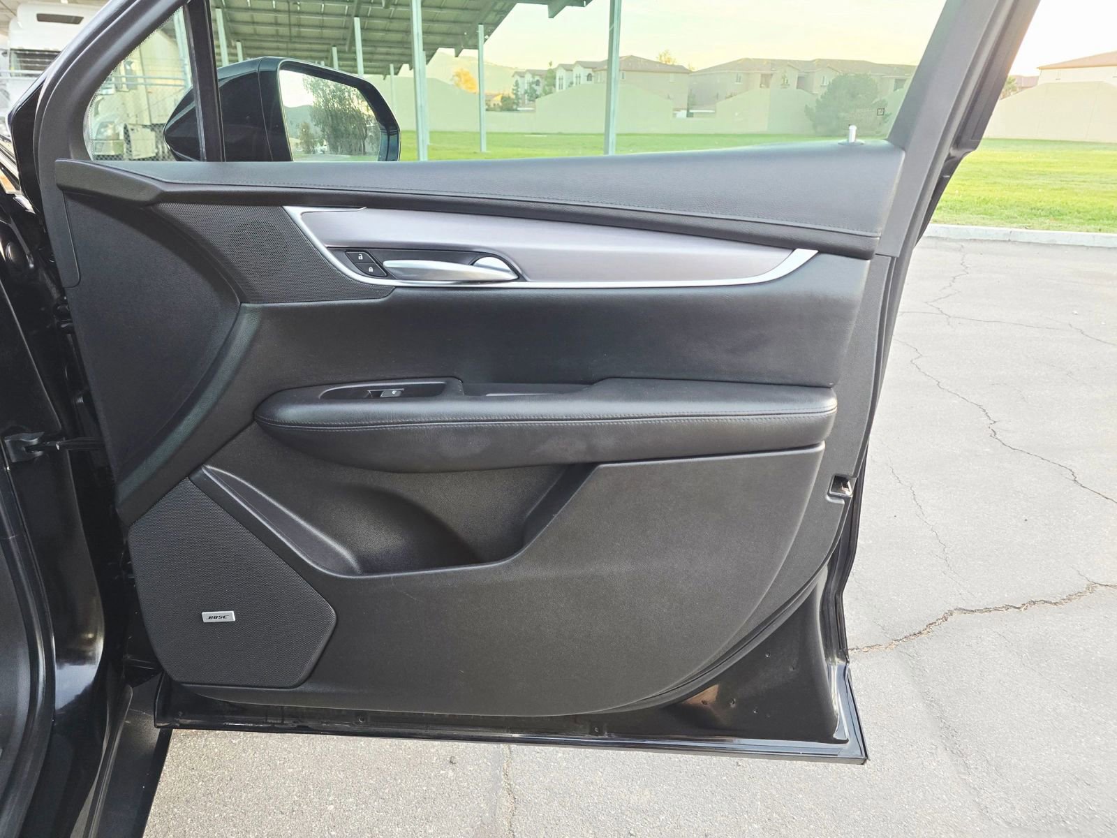 Used 2017 Cadillac XT5 Luxury w/ Driver Awareness Package image 21