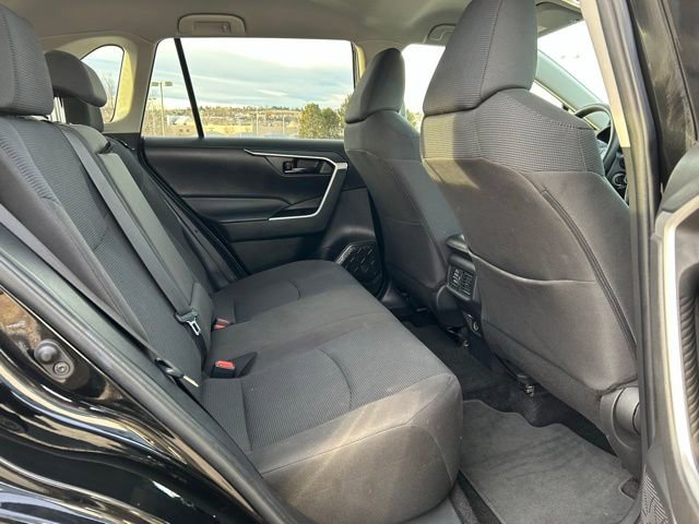 Used 2024 Toyota RAV4 LE image 27