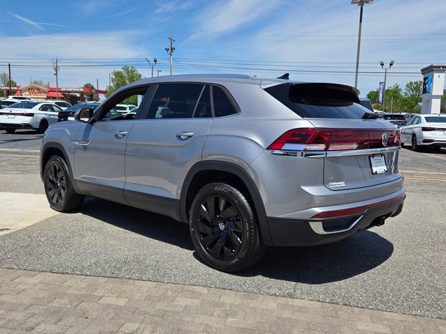 New 2026 Volkswagen Atlas Cross Sport SE FWD image 9