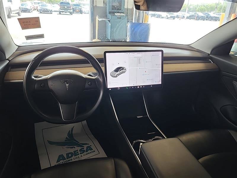 Used 2018 Tesla Model 3 Long Range image 8