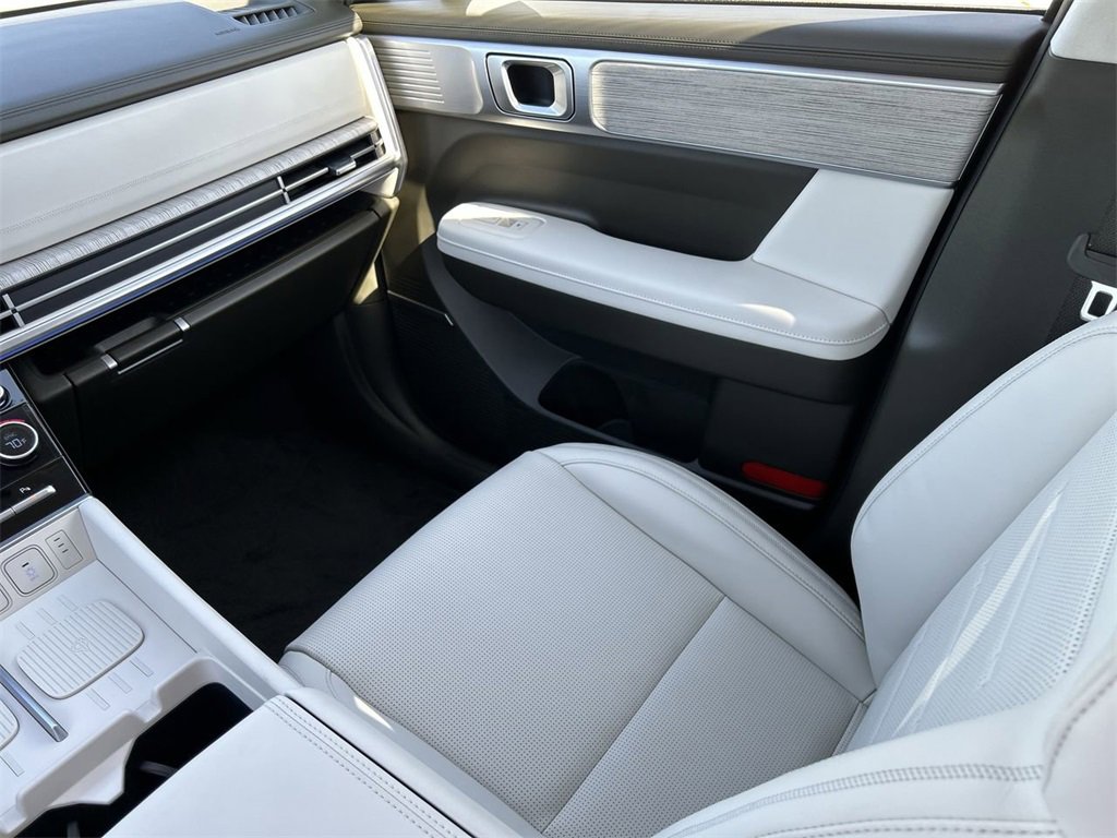 New 2025 Hyundai Santa Fe Calligraphy image 6