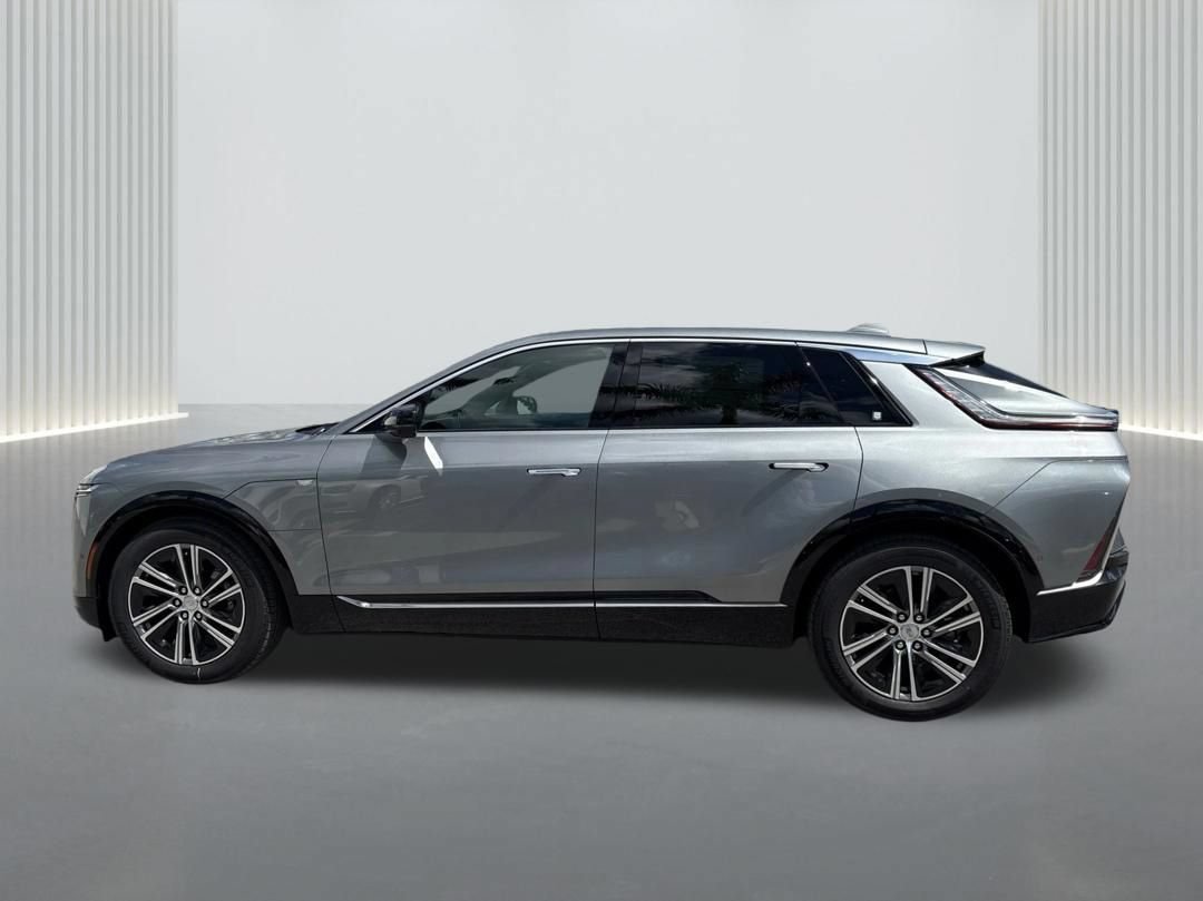 New 2026 Cadillac Lyriq Premium Luxury RWD image 8