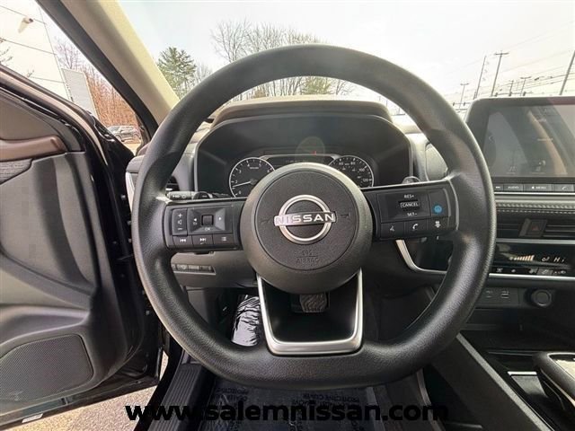 Certified 2023 Nissan Rogue SV image 8