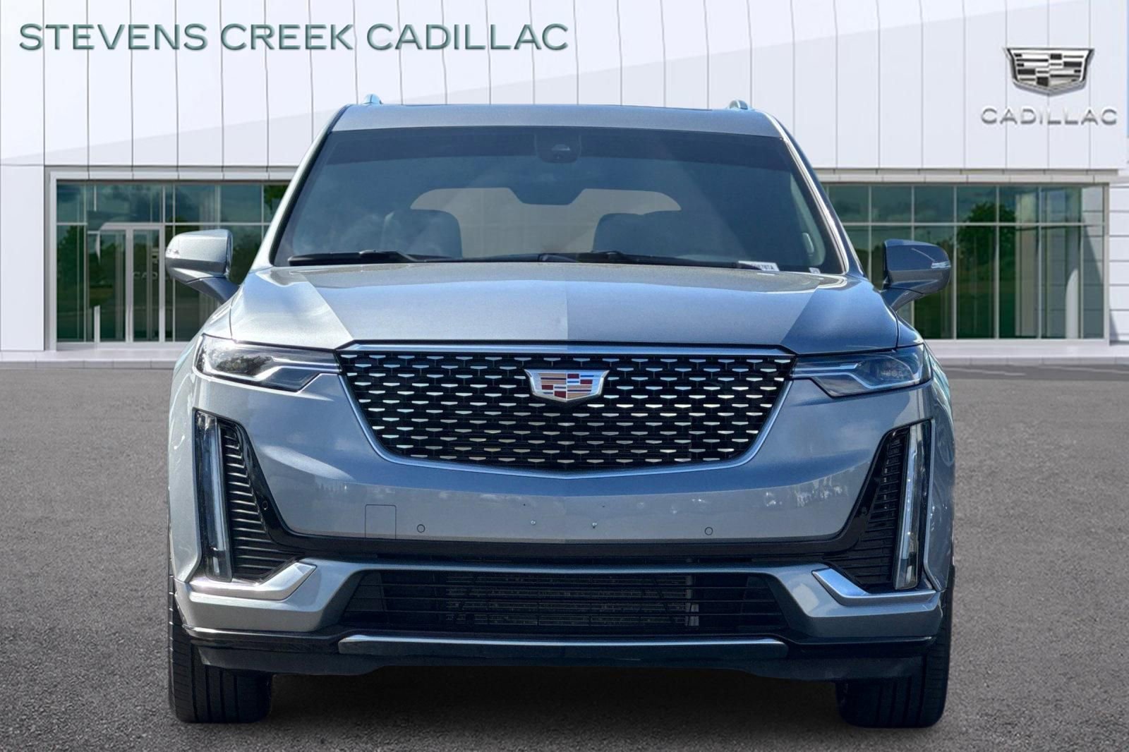 Certified 2025 Cadillac XT6 Premium Luxury image 8