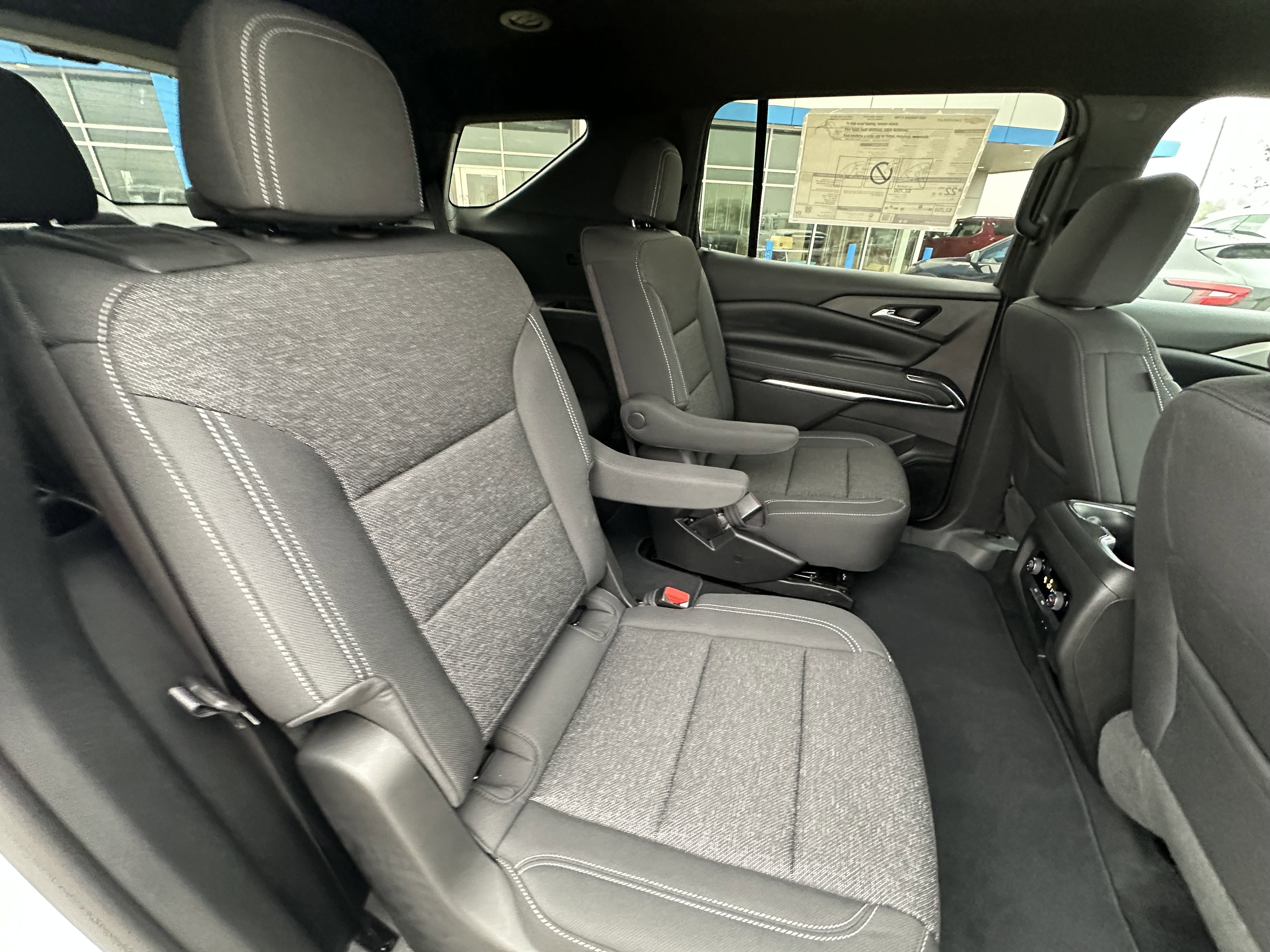 New 2026 Chevrolet Traverse LT w/ Driver Confidence Package image 33