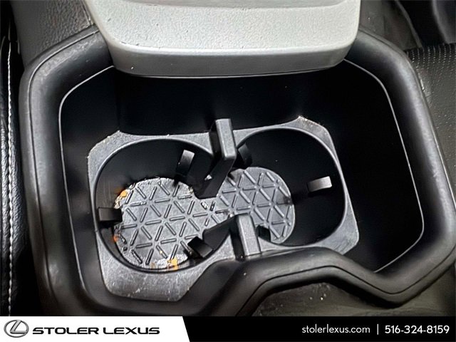 Used 2022 Toyota RAV4 XLE image 31