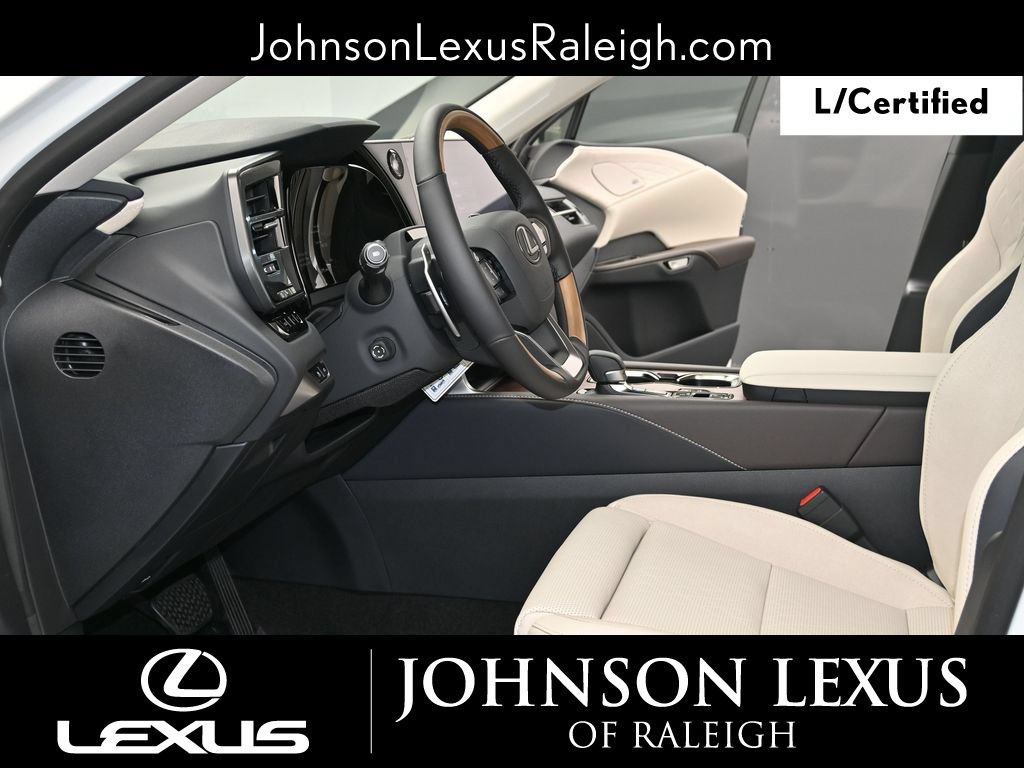 Used 2025 Lexus RX 450h AWD w/ Convenience Package image 13