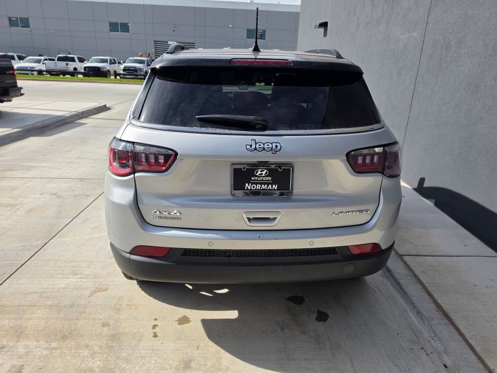 Used 2025 Jeep Compass Limited AWD/4WD image 5