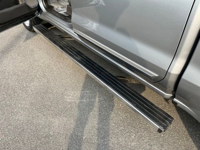 Used 2025 Chevrolet Silverado 1500 High Country w/ High Country Premium Package image 21