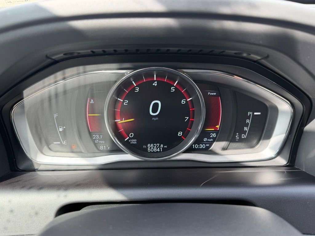 Used 2016 Volvo XC60 T6 w/ Climate Package image 18