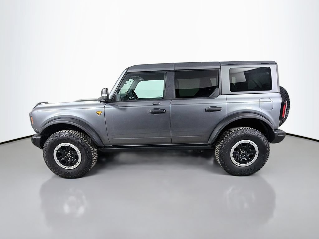 Used 2023 Ford Bronco Badlands w/ Sasquatch Package AWD/4WD image 9