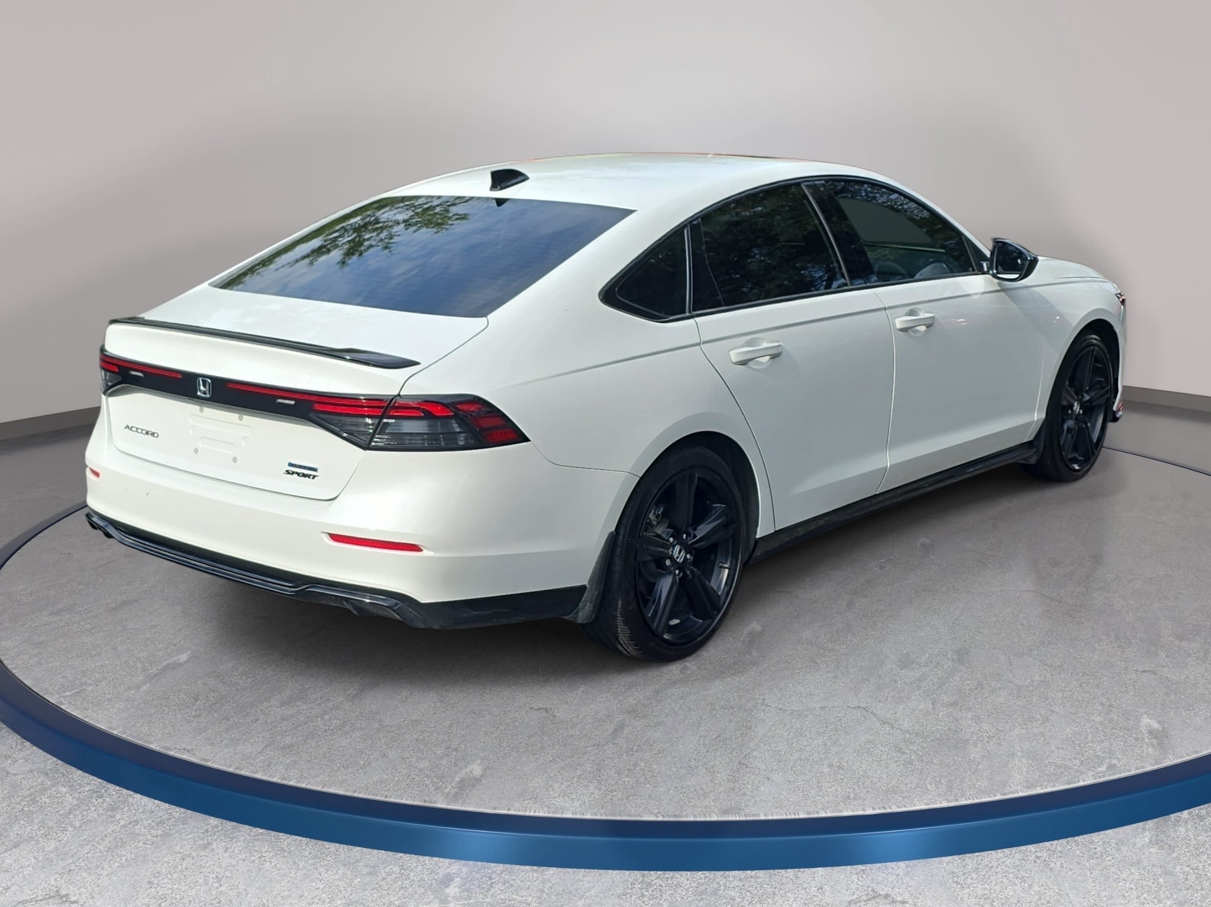Used 2024 Honda Accord Sport image 5