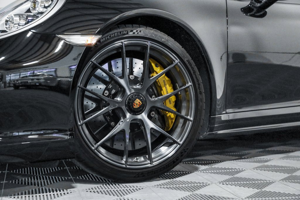 Used 2018 Porsche 911 Turbo S image 11
