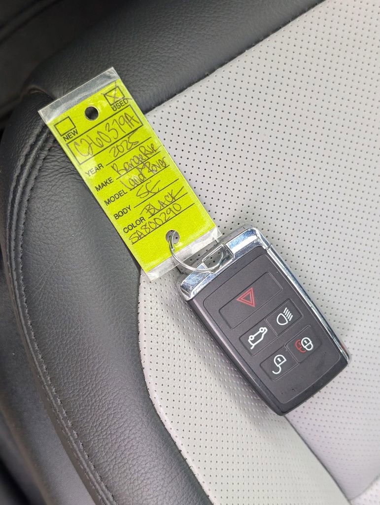 Used 2025 Land Rover Range Rover Velar S image 48