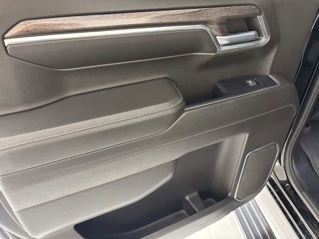 Used 2022 Chevrolet Silverado 1500 LTZ image 31