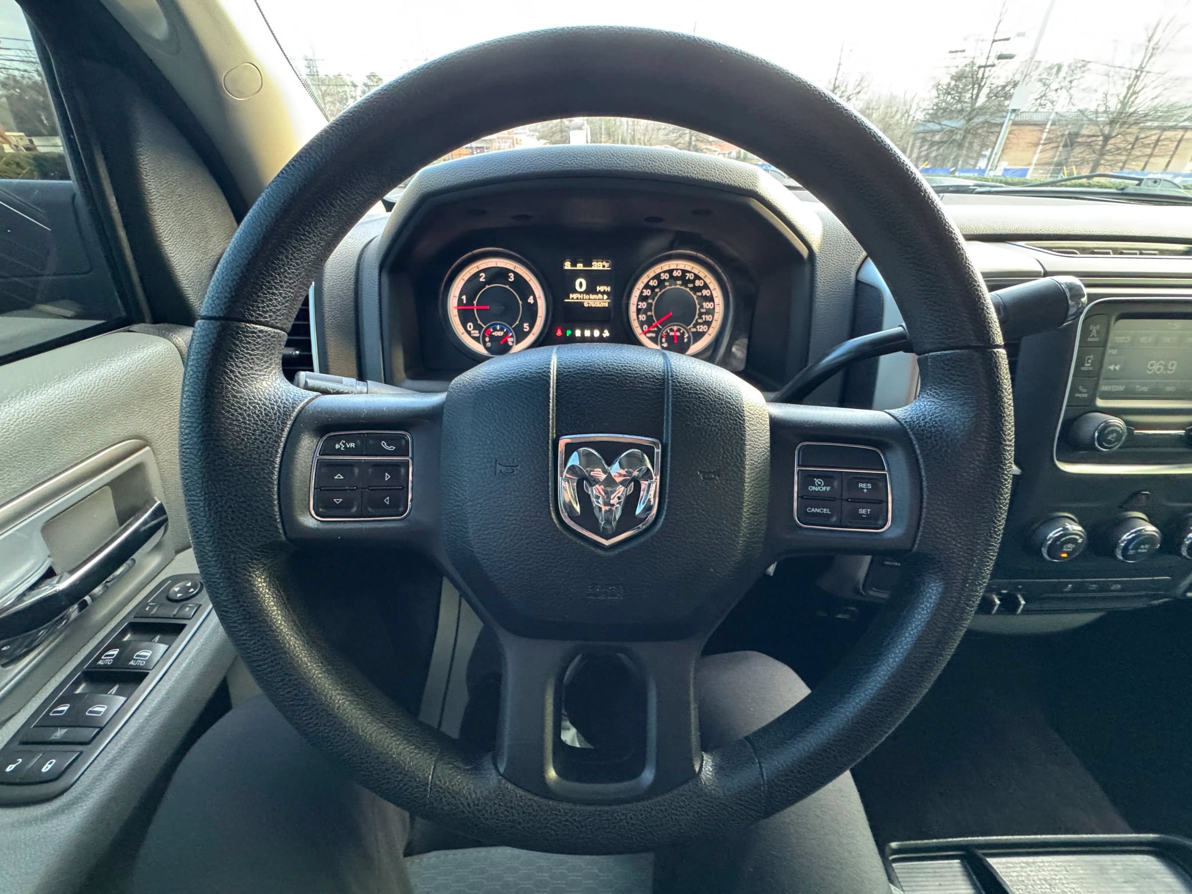Used 2016 RAM 2500 SLT AWD/4WD image 26