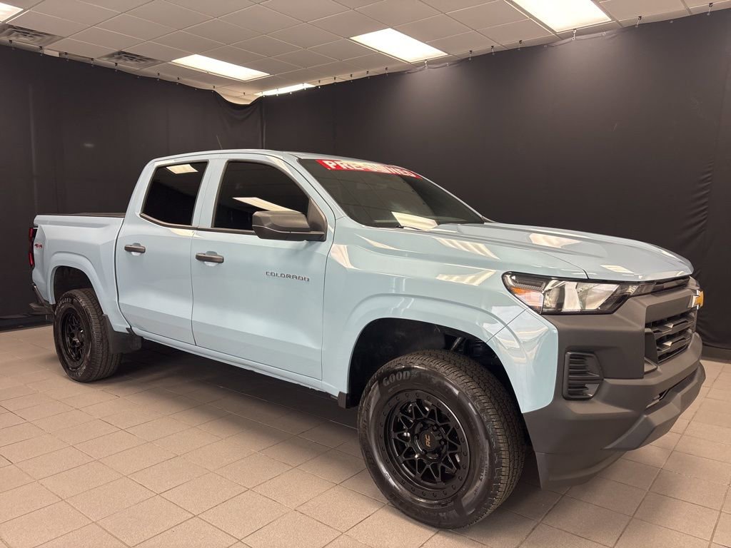 Used 2025 Chevrolet Colorado W/T w/ Advanced Trailering Package