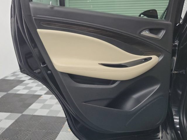 Used 2019 Buick Envision Preferred FWD image 17