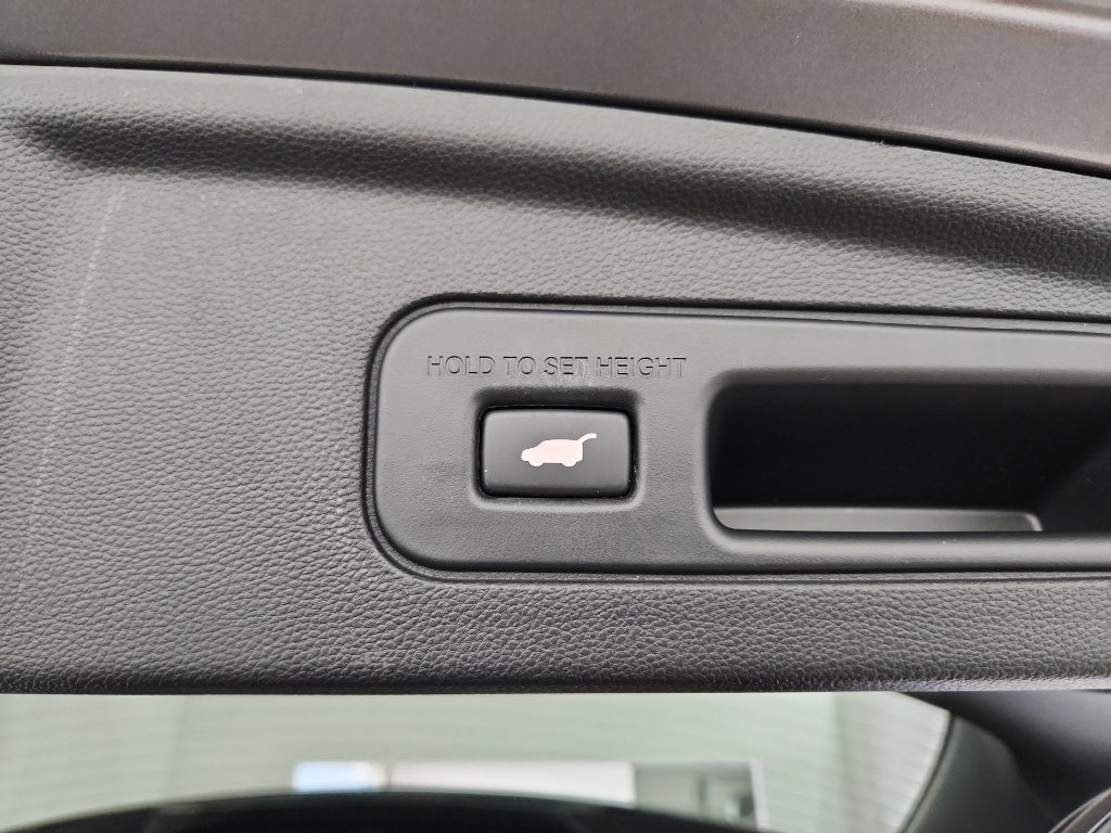 Used 2022 Acura MDX FWD w/ Technology Package image 38