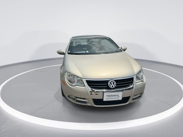 Used 2010 Volkswagen Eos Komfort FWD image 3