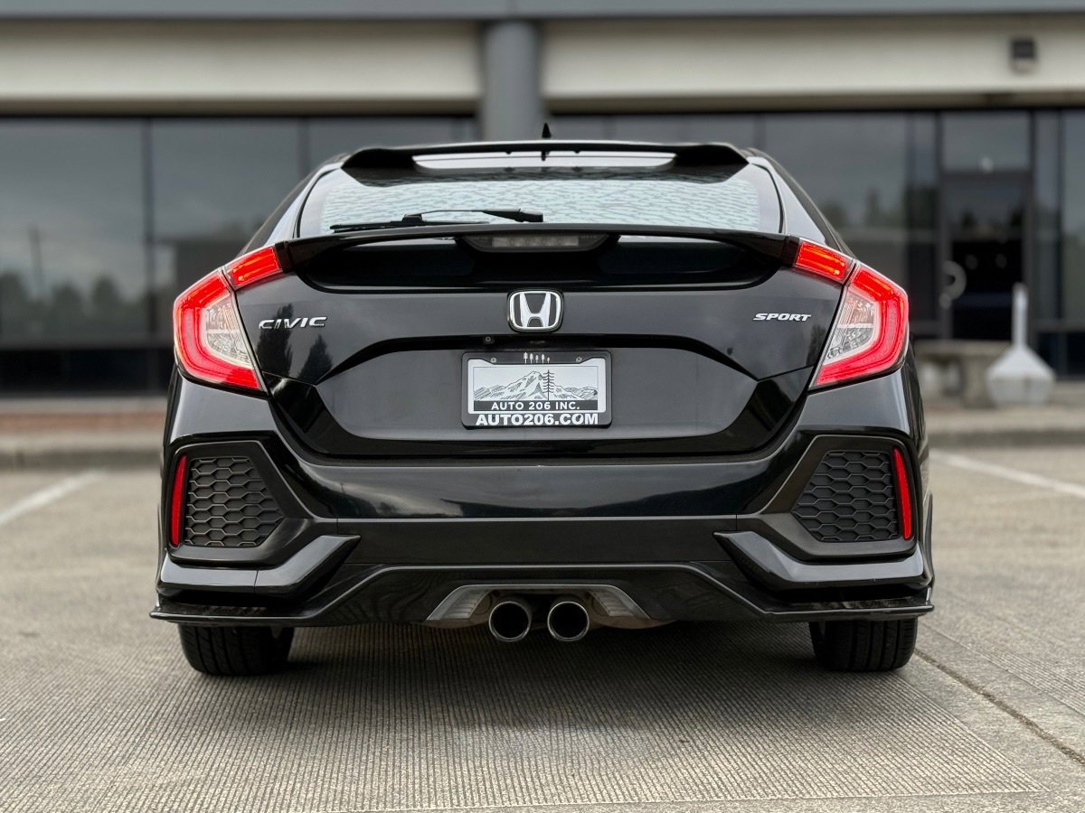 Used 2018 Honda Civic Sport image 4