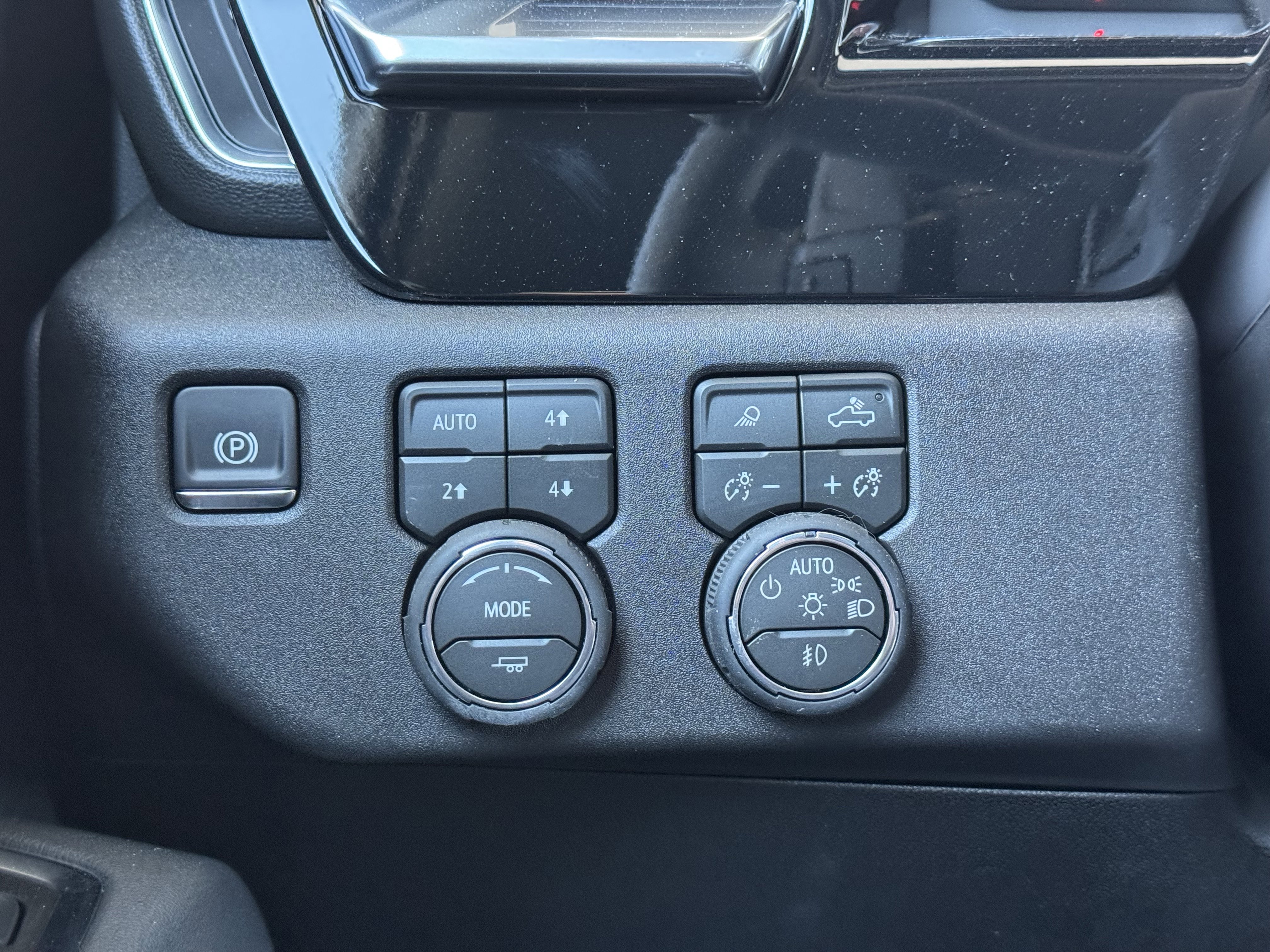 New 2026 Chevrolet Silverado 1500 RST w/ RST All Star Premium Package AWD/4WD image 26