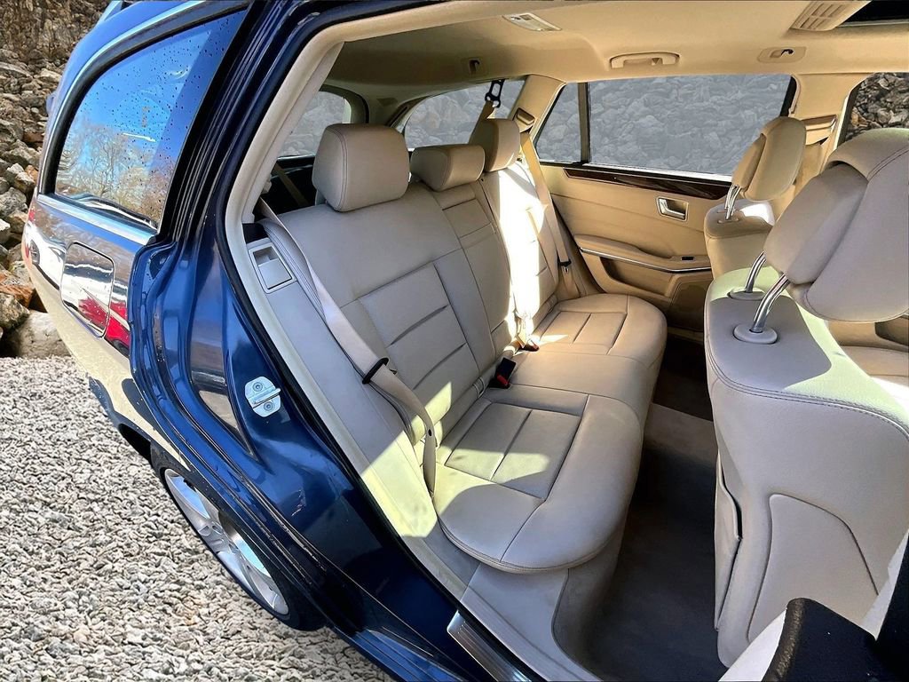 Used 2016 Mercedes-Benz E 350 4MATIC Wagon w/ Premium Package image 25