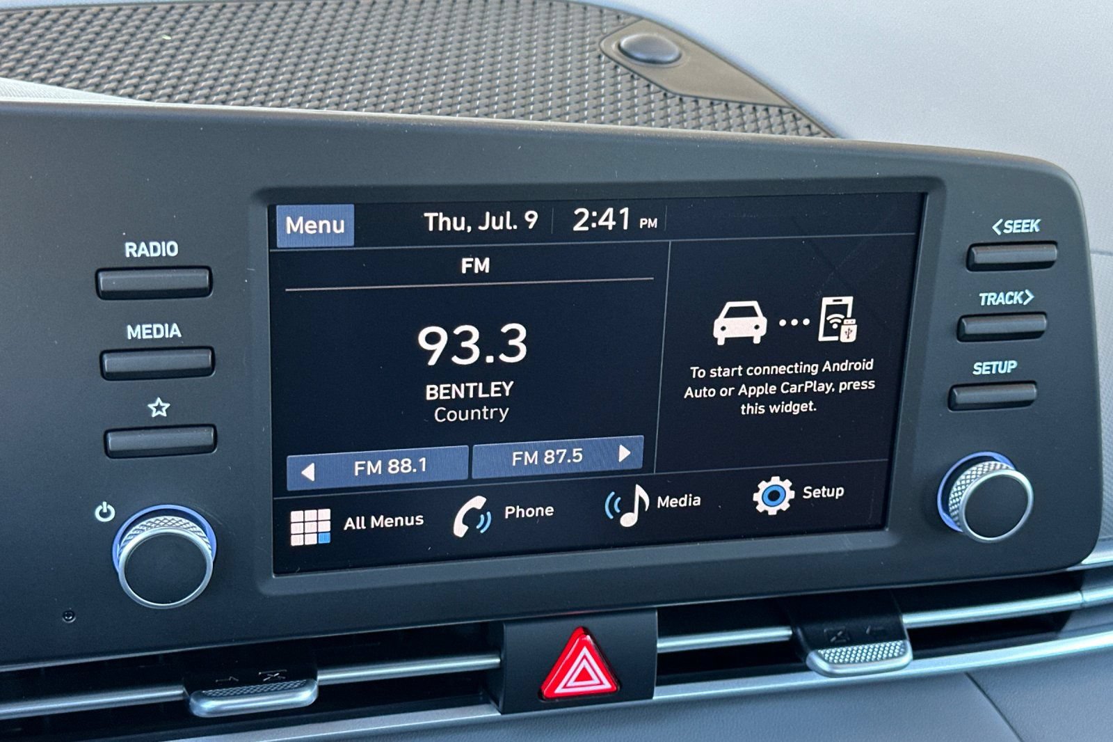 New 2026 Hyundai Elantra Sport FWD image 16