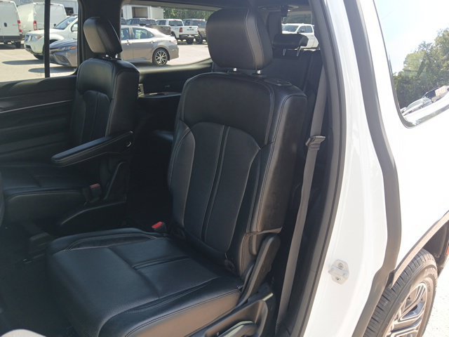 Used 2024 Jeep Wagoneer Series II AWD/4WD image 19