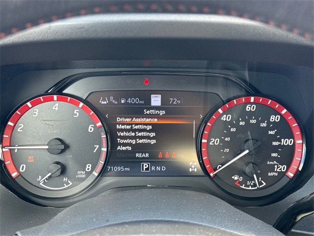 Used 2024 Nissan Titan PRO-4X w/ Pro-4x Convenience Package image 19