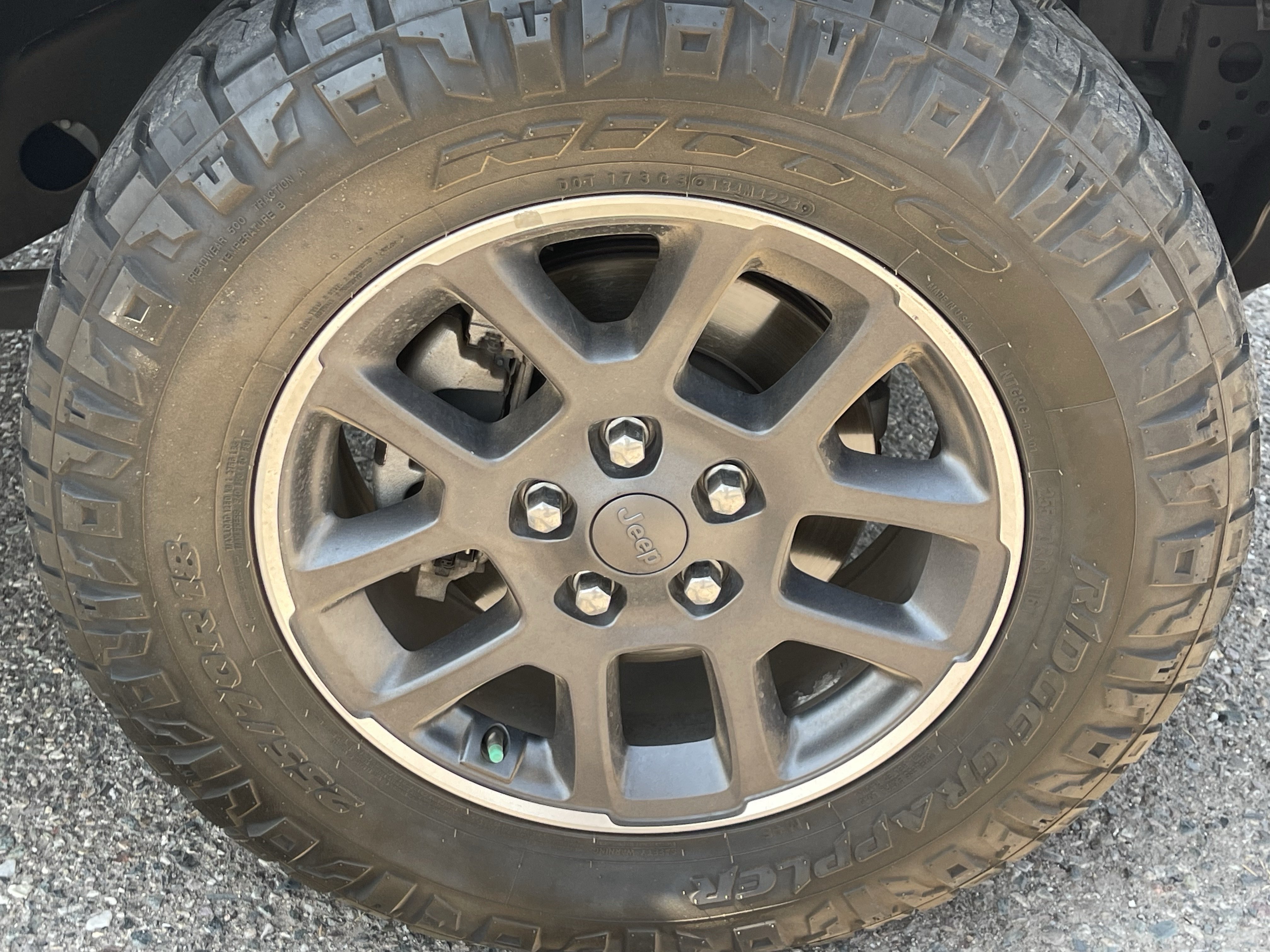 Used 2020 Jeep Gladiator Overland AWD/4WD image 8