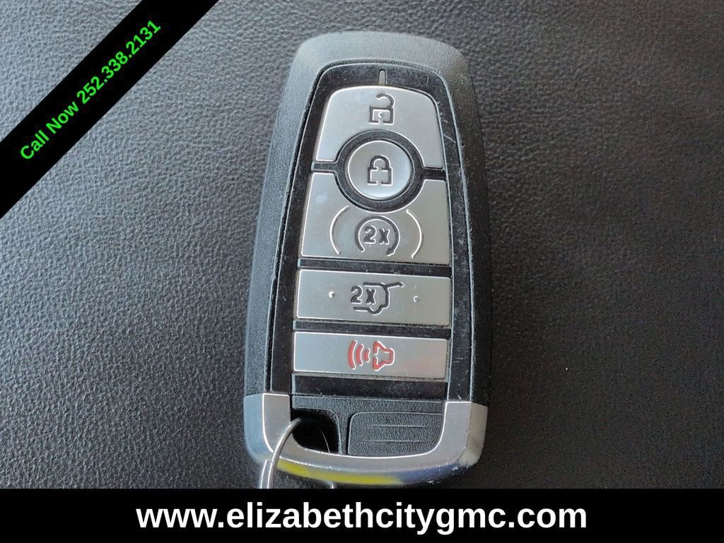 Used 2022 Ford Explorer XLT w/ Equipment Group 202A RWD image 33