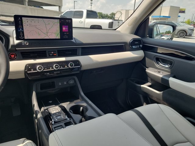 Certified 2026 Honda Passport RTL image 32