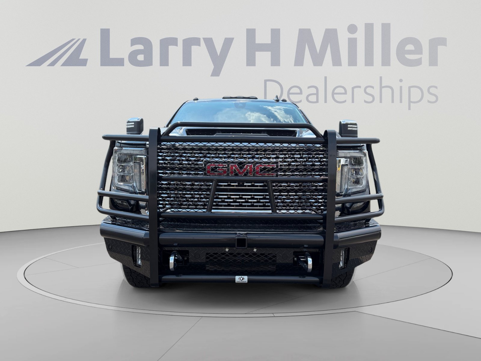 Used 2020 GMC Sierra 3500 Denali w/ Denali Ultimate Package AWD/4WD image 8