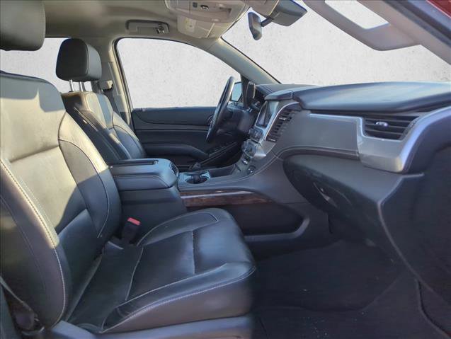 Used 2020 Chevrolet Suburban LT w/ Luxury Package image 23