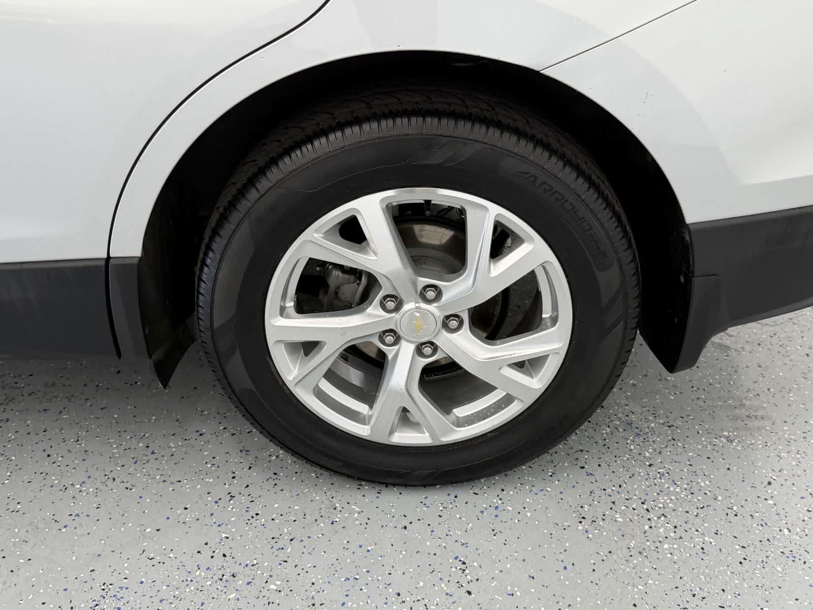 Used 2019 Chevrolet Equinox LT AWD/4WD image 26
