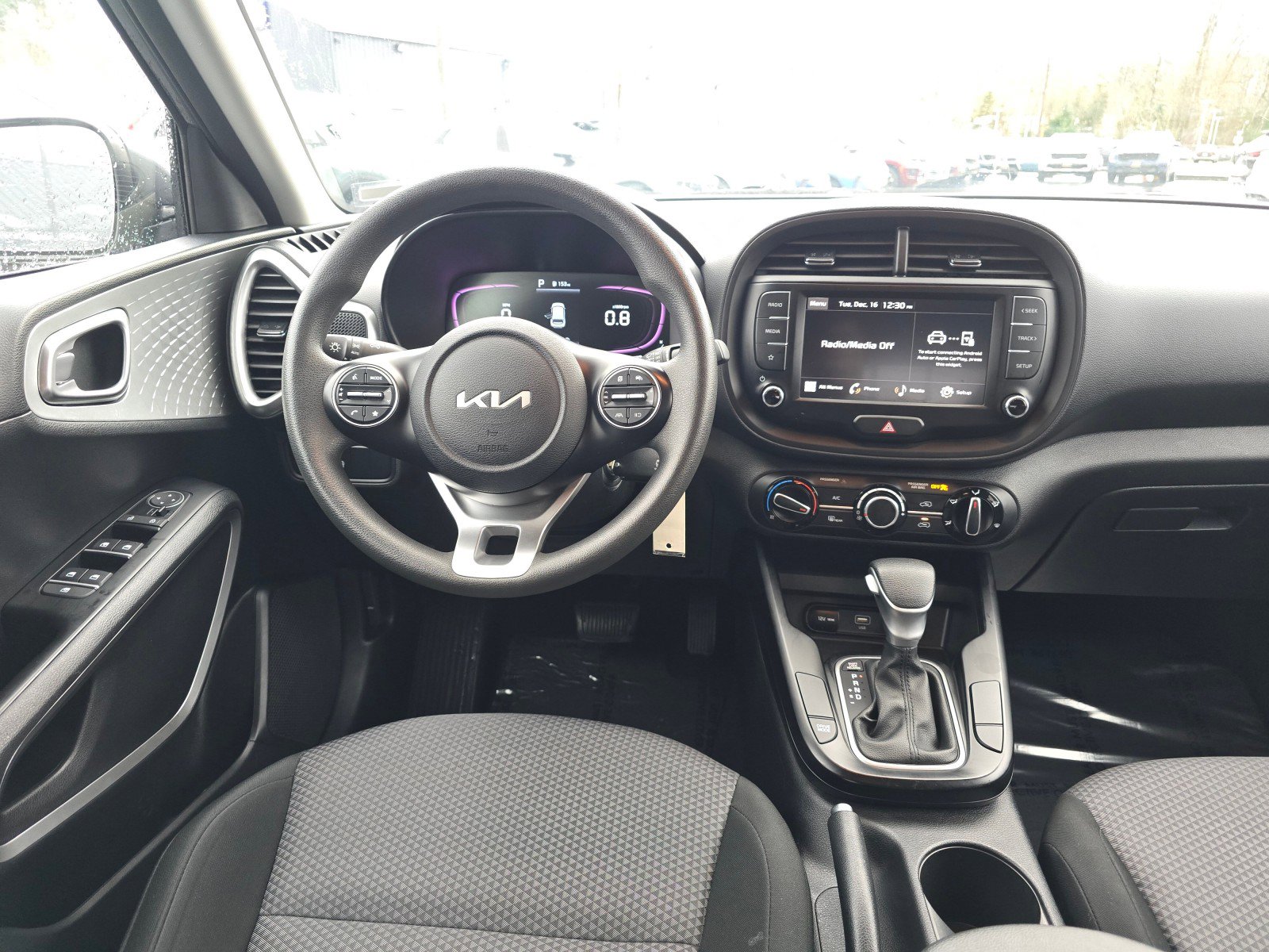 Used 2024 Kia Soul LX w/ Option Group 015 image 19