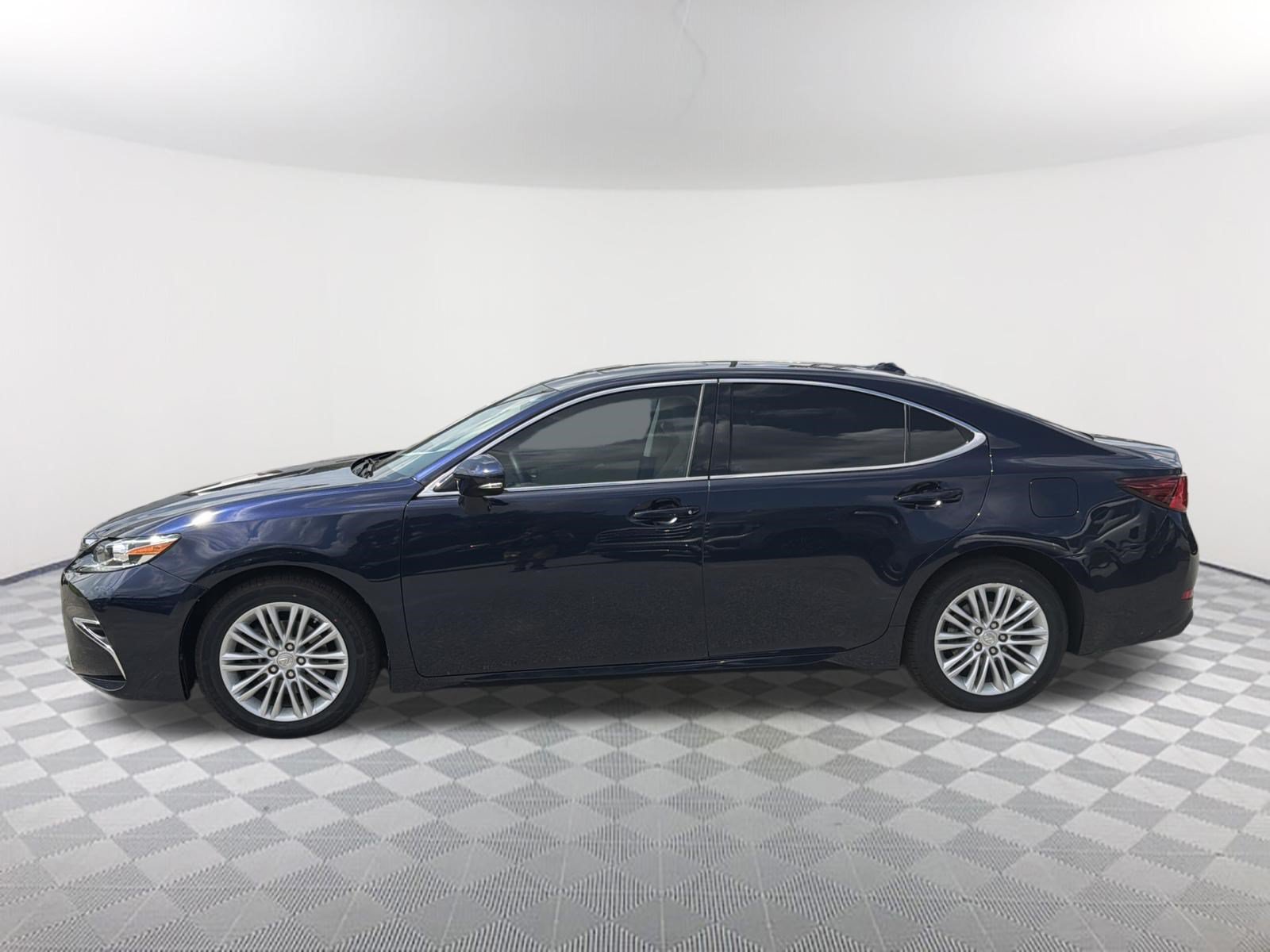 Used 2018 Lexus ES 350 w/ Accessory Package 2 FWD image 2