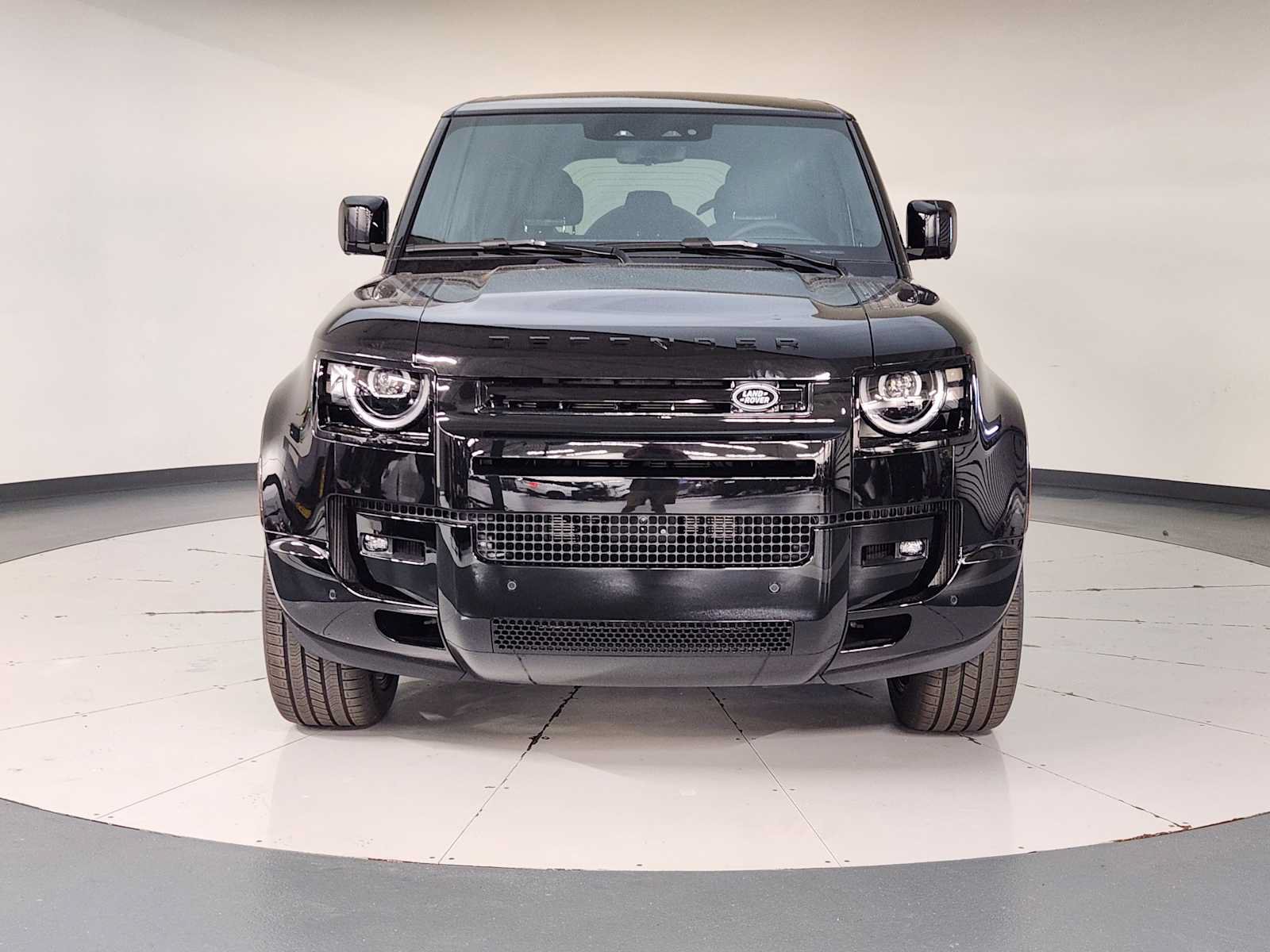 New 2026 Land Rover Defender 110 V8 AWD/4WD image 14