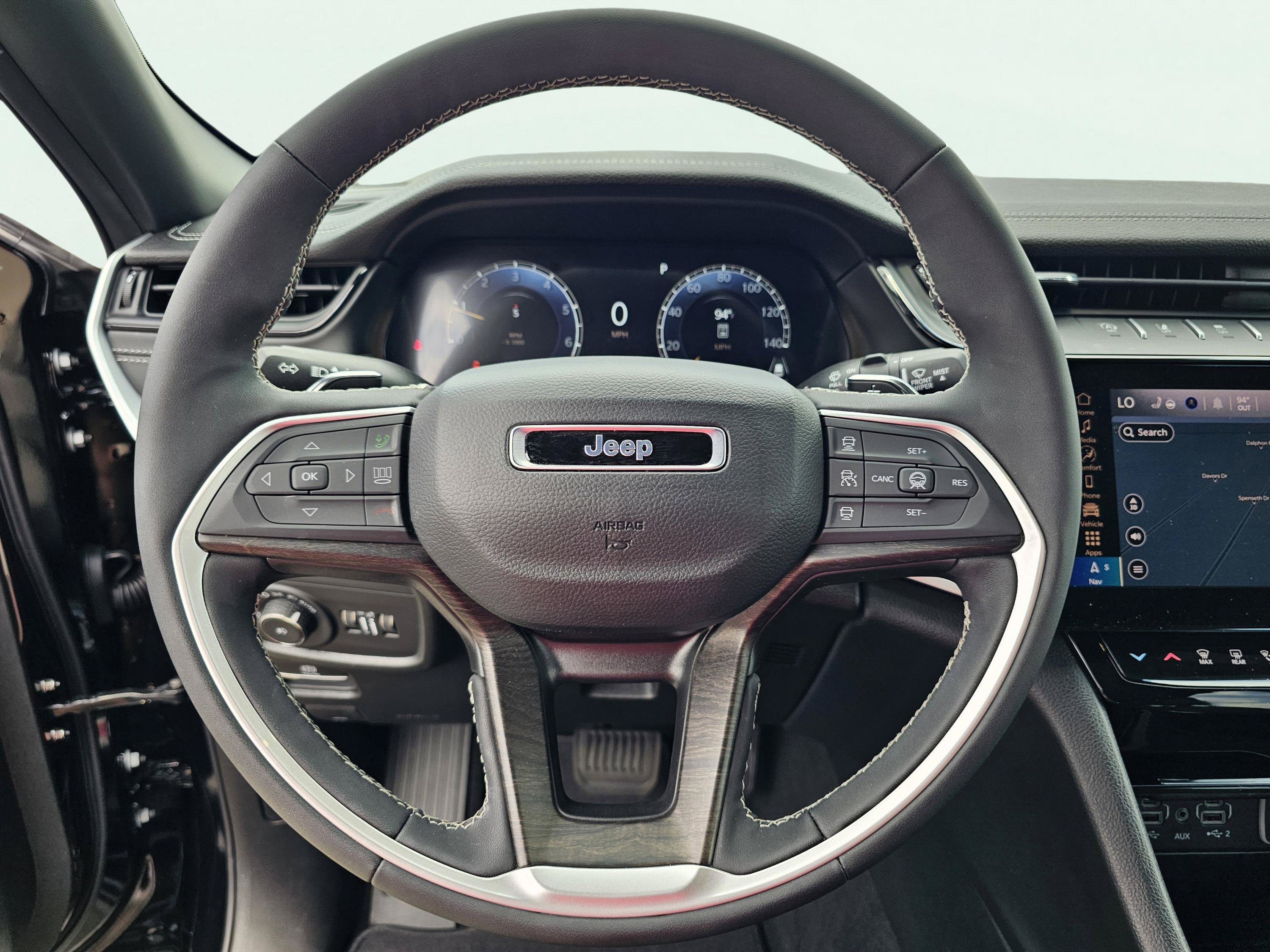 New 2026 Jeep Grand Cherokee Limited RWD image 20