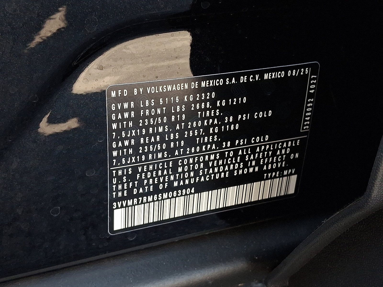 New 2025 Volkswagen Tiguan SE image 12