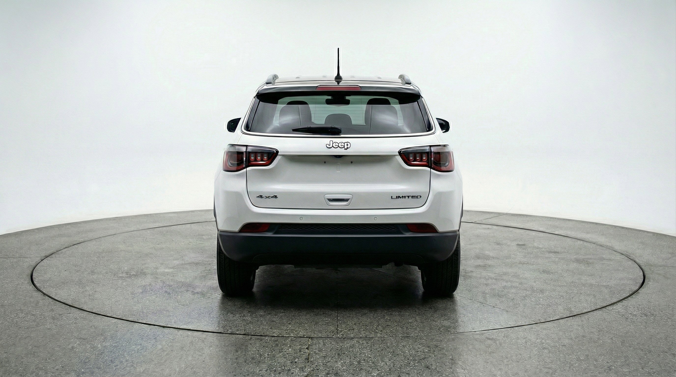 Used 2025 Jeep Compass Limited AWD/4WD image 7