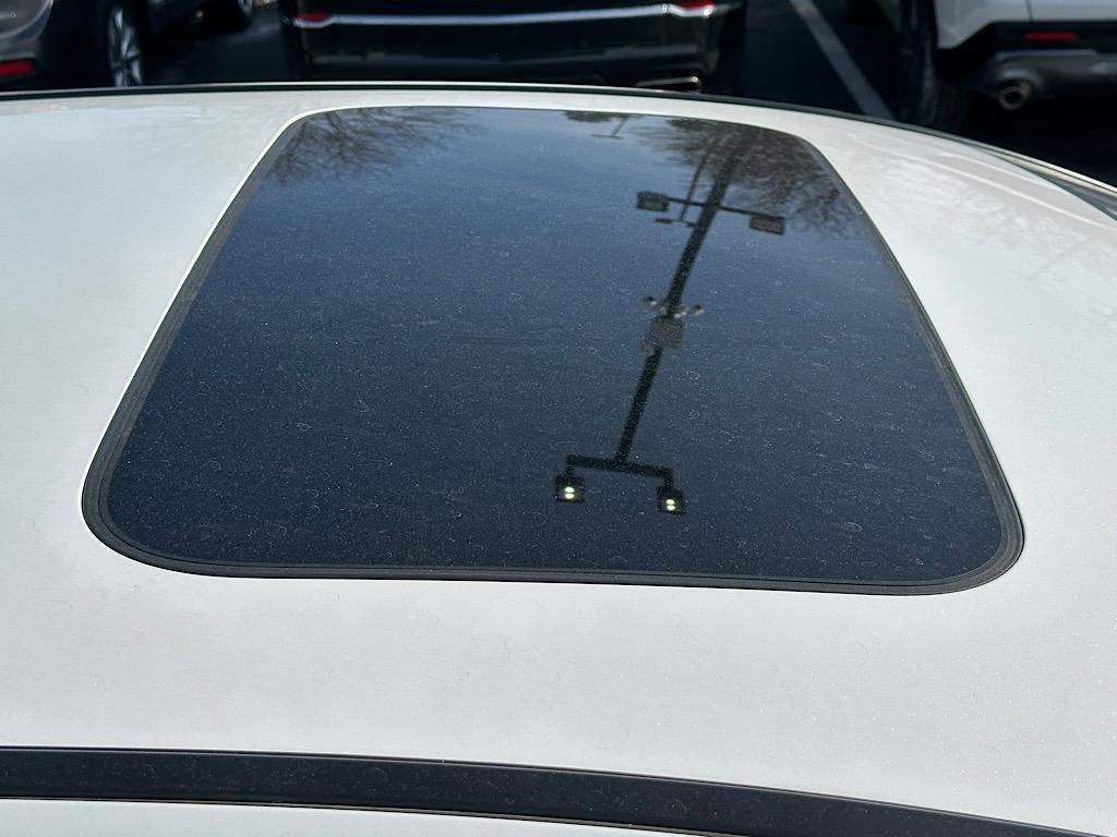 Used 2022 Honda CR-V EX-L image 16