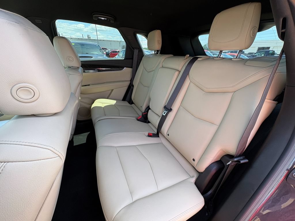 Used 2018 Cadillac XT5 FWD image 22
