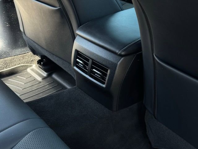 Used 2024 Lexus IS 500 RWD image 23